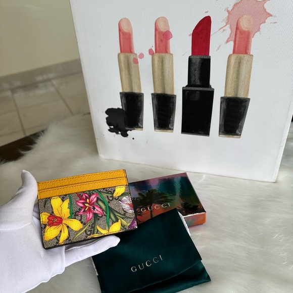 Auth Card Case - Picture 6 of 13